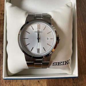 Sieko SEIKO 7N42-0FN0 Men’s Stainless Steel Silver Watch